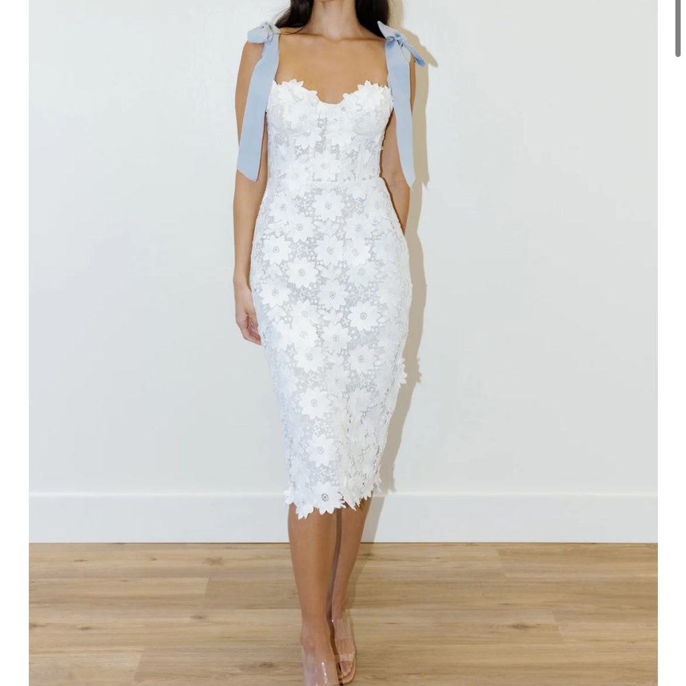 By Watters Ambrosia bow dress size 4 altered to be closer to size 2